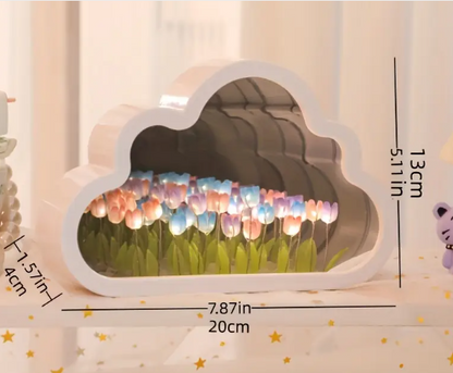 LÁMPARA DE TULIPÁN EN FORMA DE NUBE, CUBO Y CONCHITA